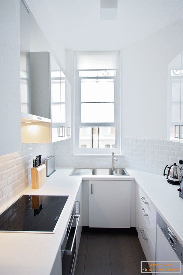 Creșteți spațiul bucătăriei în stilul minimalismului