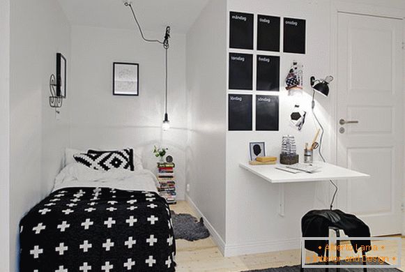 Cameră elegantă, în culori negre și albe