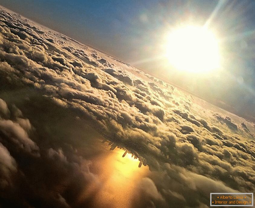 Chicago, în reflectarea lacului Michigan