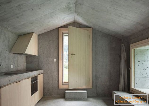 Casă de beton în stil minimalist