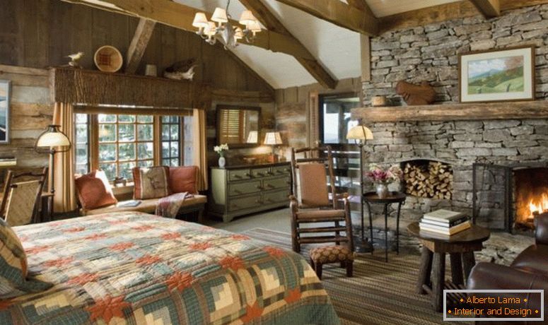 farmhouse-bedroom-with-fireplace-în stil rustic