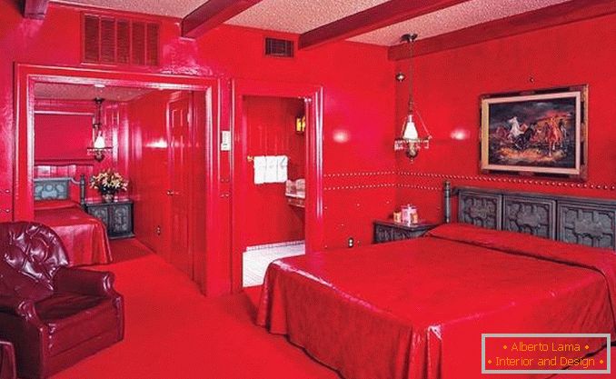 designul dormitorului roșu, fotografia 28