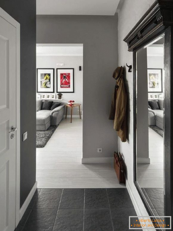 Proiectarea unui mic apartament de 30 mp M - fotografie interioară a unei săli de intrare
