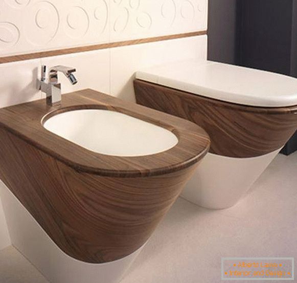Scaun de toaletă din lemn