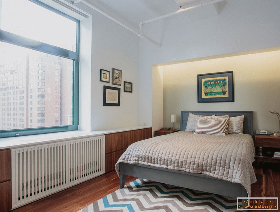 Dormitorul unui duplex elegant în Manhattan