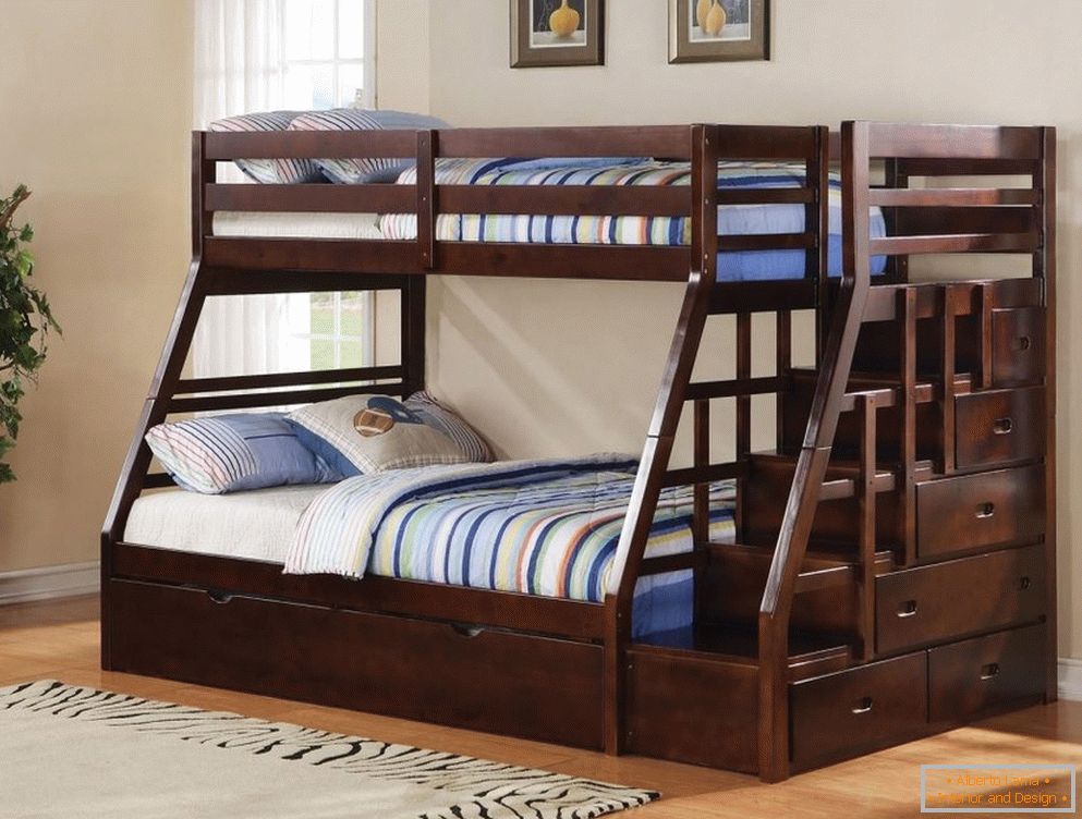 Pat pentru paturi pentru părinți și copii