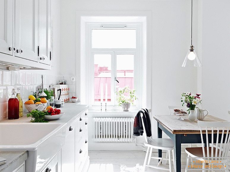 Interiorul apartamentelor de bucătărie moderne din Suedia