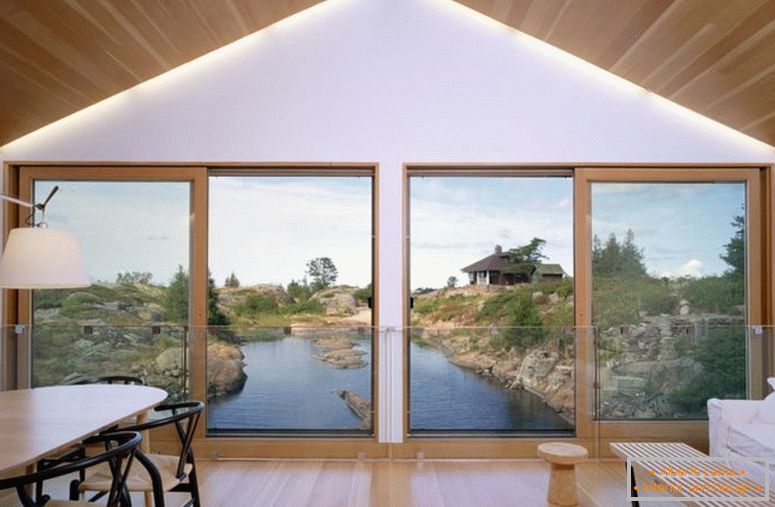 cameră frumoasă cu vedere panoramică-cameră de zi cu podea și tavan din lemn