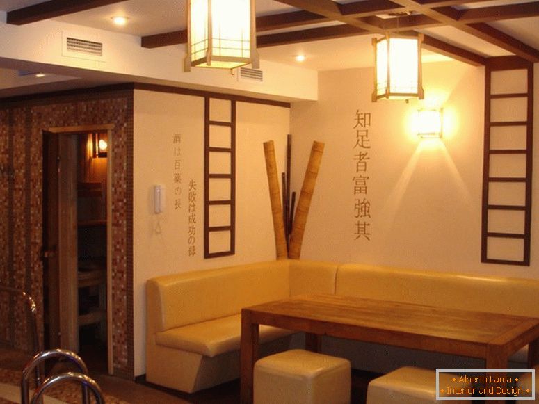 Un salon într-o baie de stil japonez