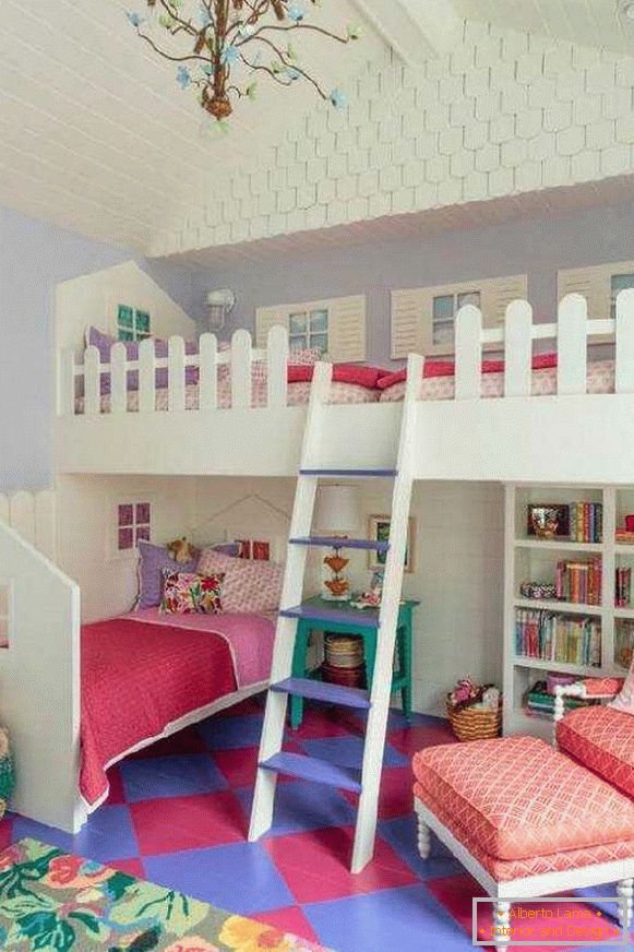 interior al unei camere pentru copii cu o cameră de pat supraetajat, fotografia 39
