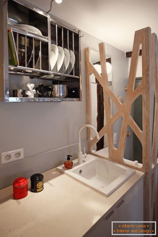 Design interior al unui mic apartament de la Julie Nabuchit