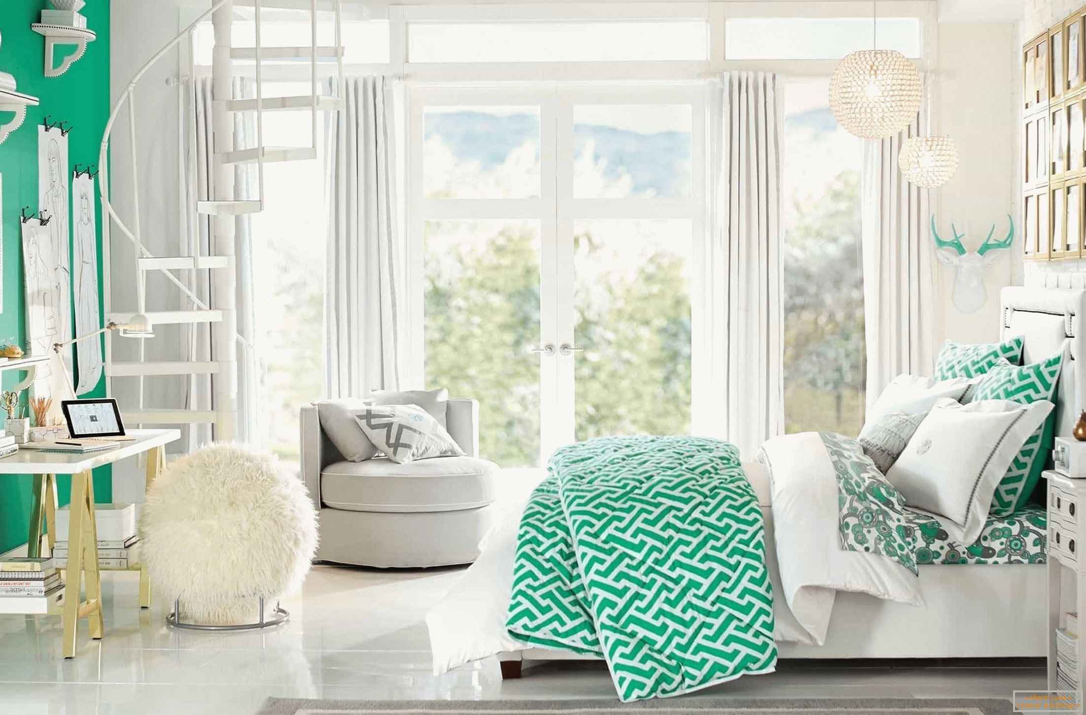 Combinația de alb și verde în designul camerei unei fetițe adolescente