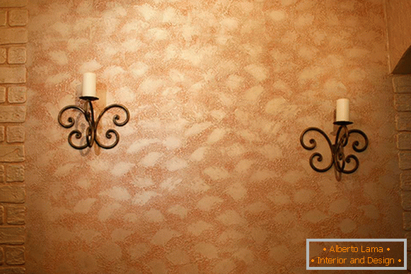 Design interior cu vopsea decorativă în relief - fotografie