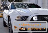 Publicitatea creativă pentru noul Mustang 2013 (Shelby GT500)