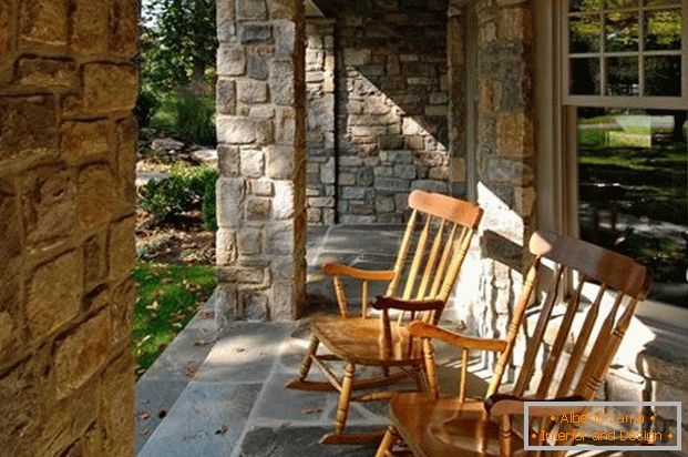 design de verandă из камня