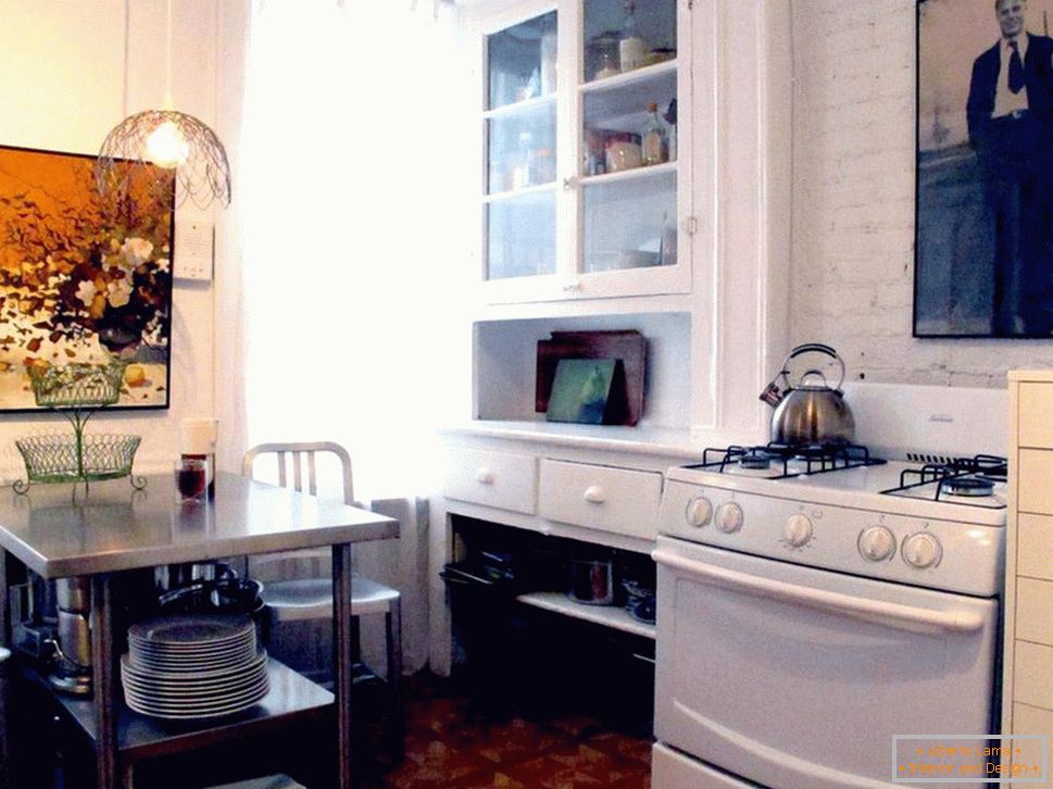Bucătărie de mici dimensiuni de locuințe în Manhattan