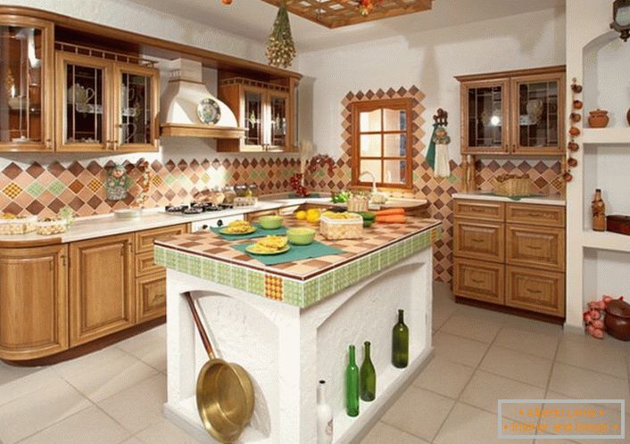 Funny bucătărie în stil rustic pentru o casă de familie.