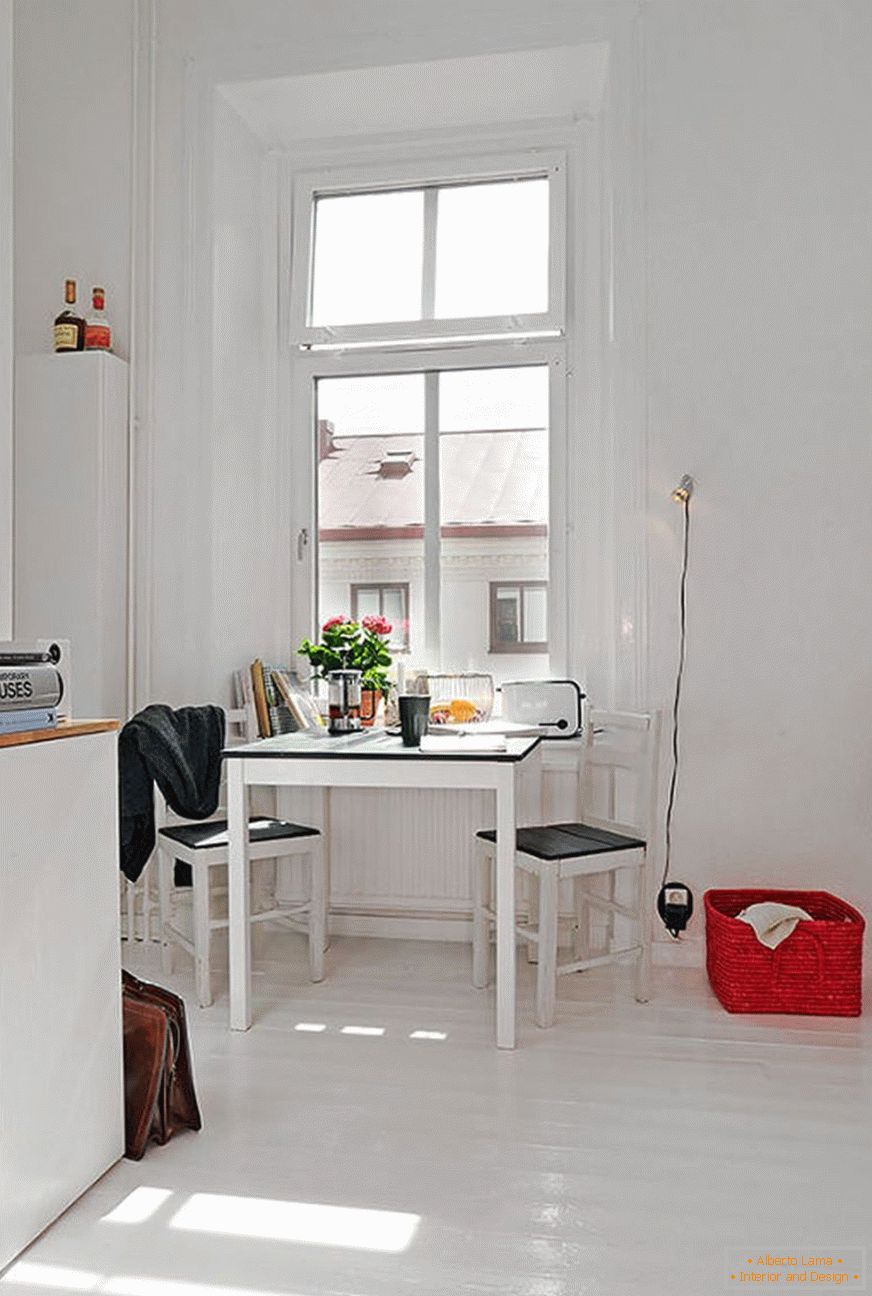 Culoarea albă în designul unui apartament mic