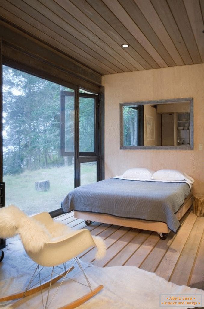 Dormitor de o casă mică lângă Seattle