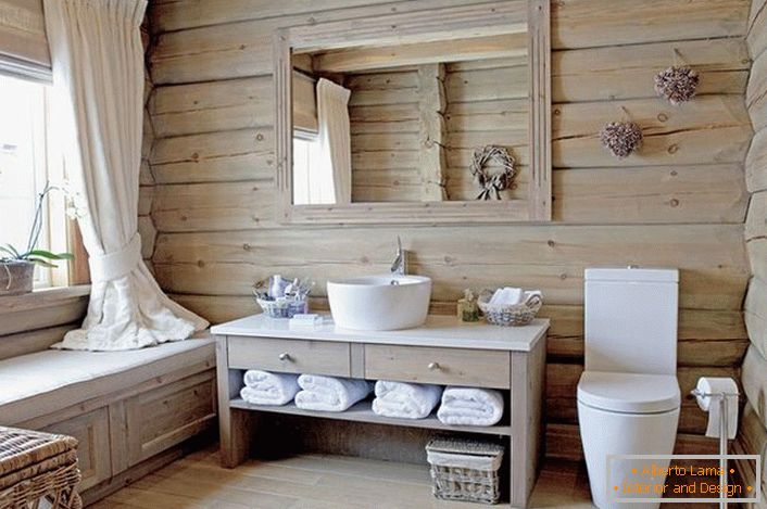 Mobilier de baie din lemn
