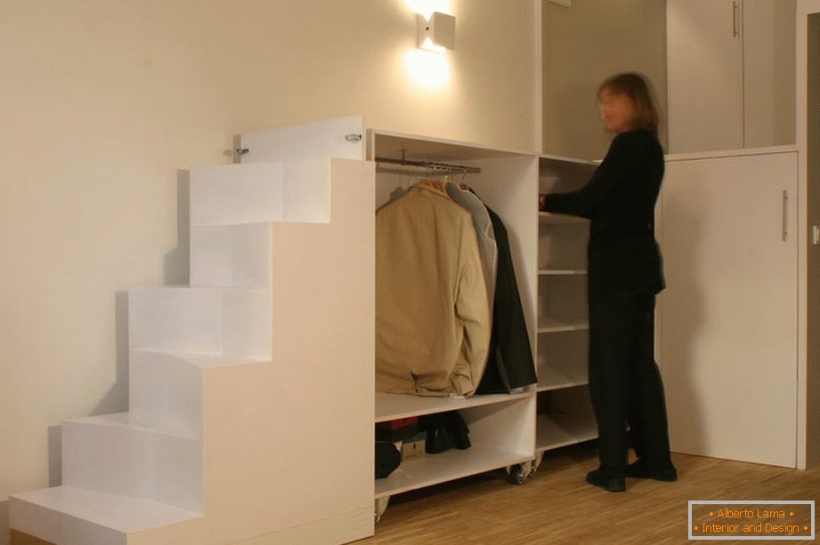 Zonarea verticala a unui apartament mic