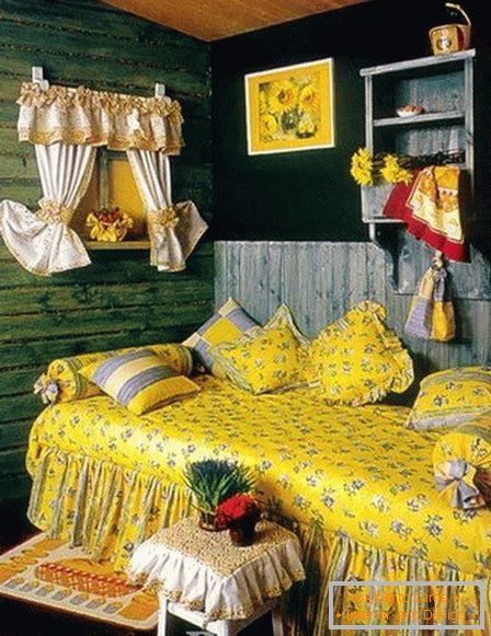 Dormitor cu decor textil pentru design rusesc