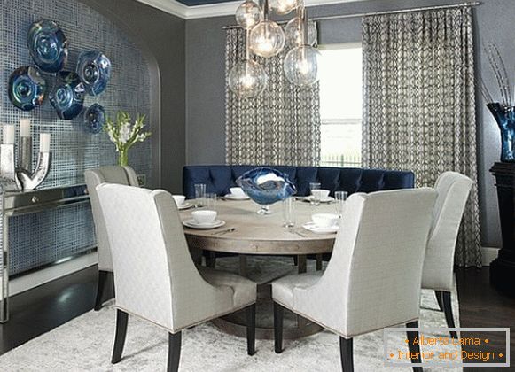Sala de mese în culoare gri-albastru