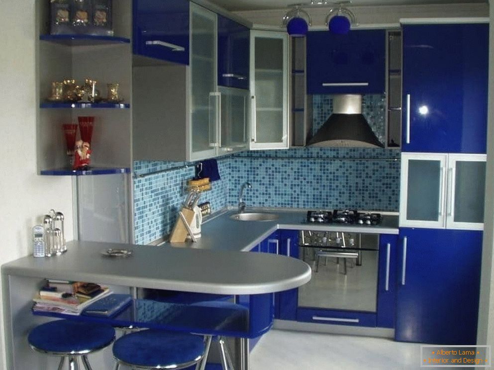 Bucătărie albastru-gri