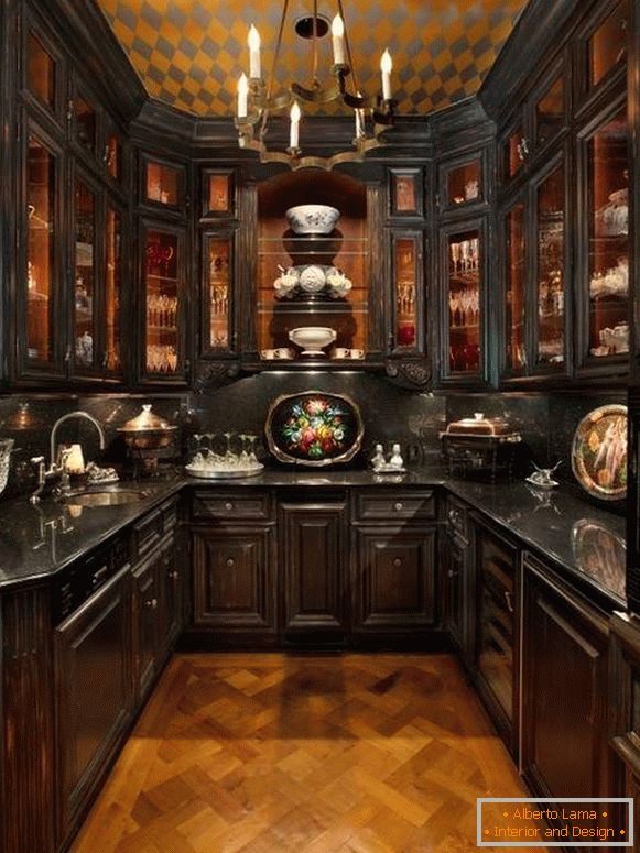 Elemente decorative pentru interior de bucatarie in stil clasic