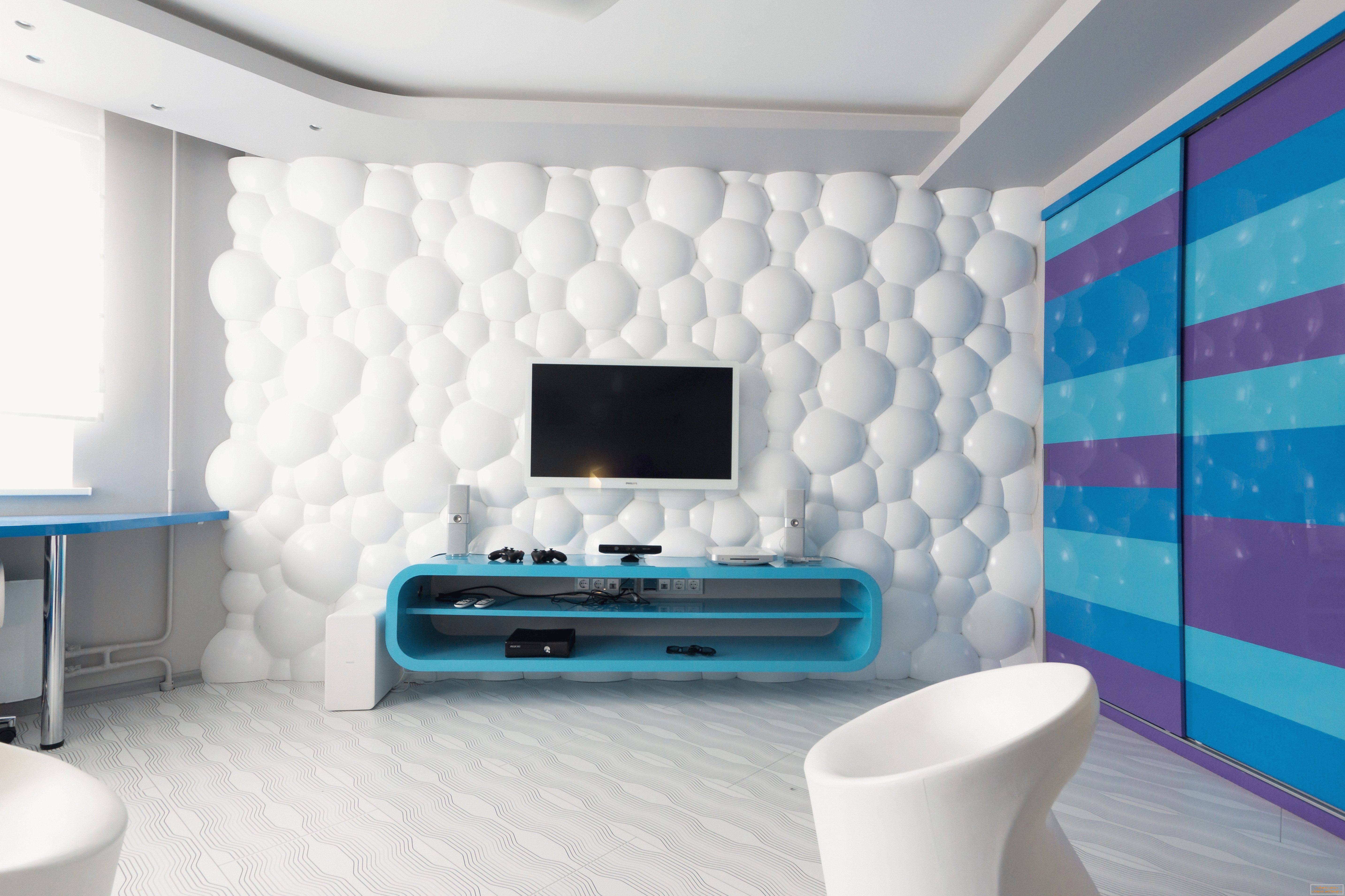 Design de cameră în alb și albastru