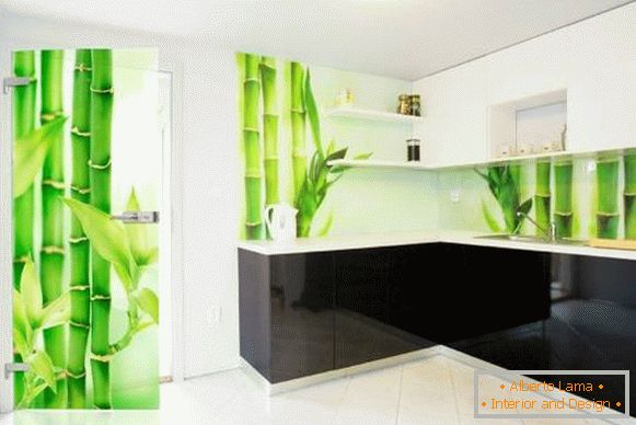 Șorț de sticlă pentru bucătărie cu o imagine de bambus