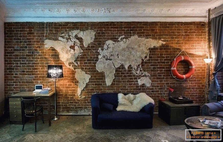 Harta lumii pe zidărie