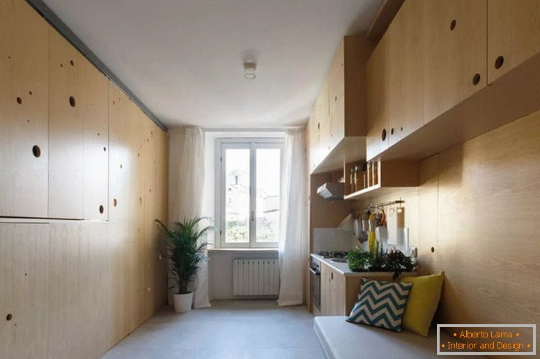 Interiorul unui mic apartament spațios