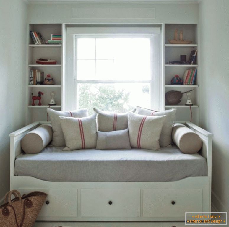 narrow_bedroom_2017-daybed decorare-idei-daybed-r