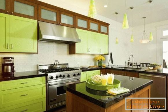 maro-verde-bucătărie