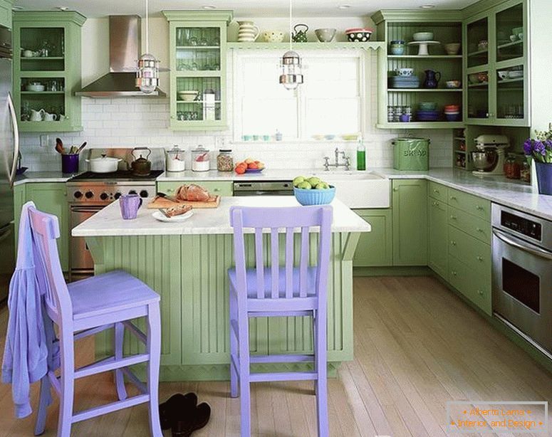 Combinația de verde și purpuriu în bucătărie