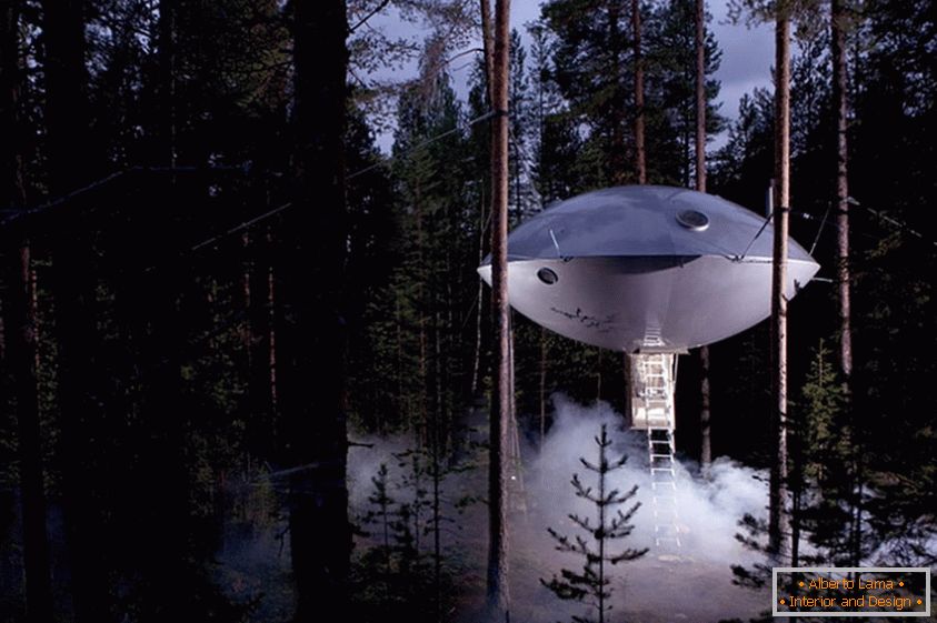 Arborele UFO (Suedia)