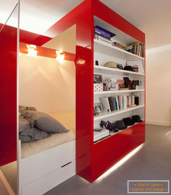Design apartamente în culori albe, roșii și gri