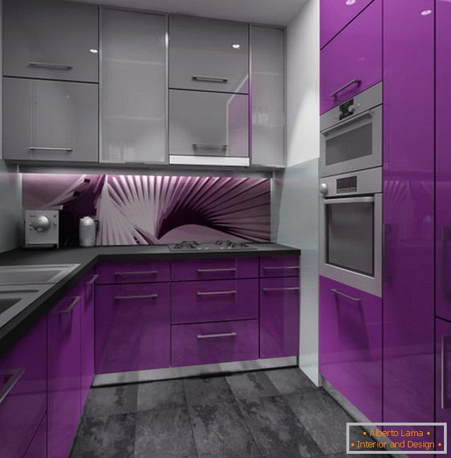 Design rafinat al unei bucătării mici violet