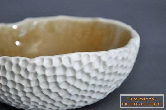 Articole din ceramică sculpturală