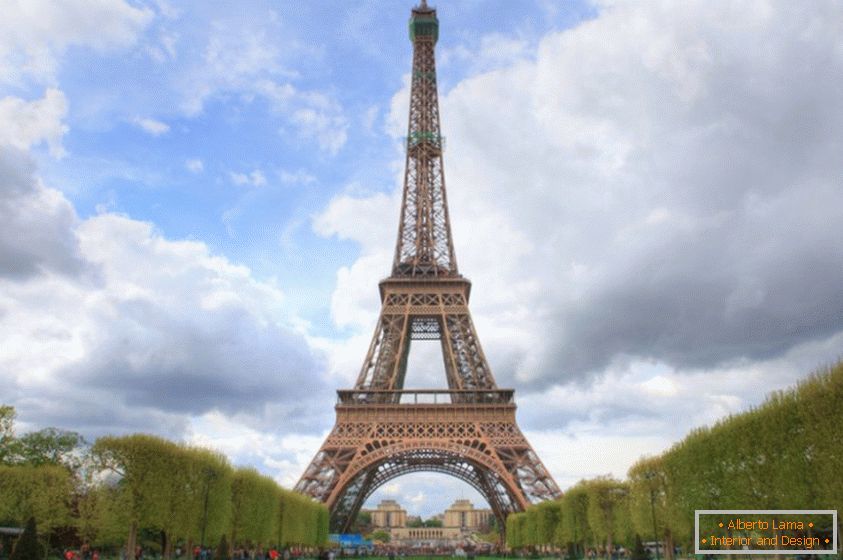 Turnul Eiffel (Paris, Franța)