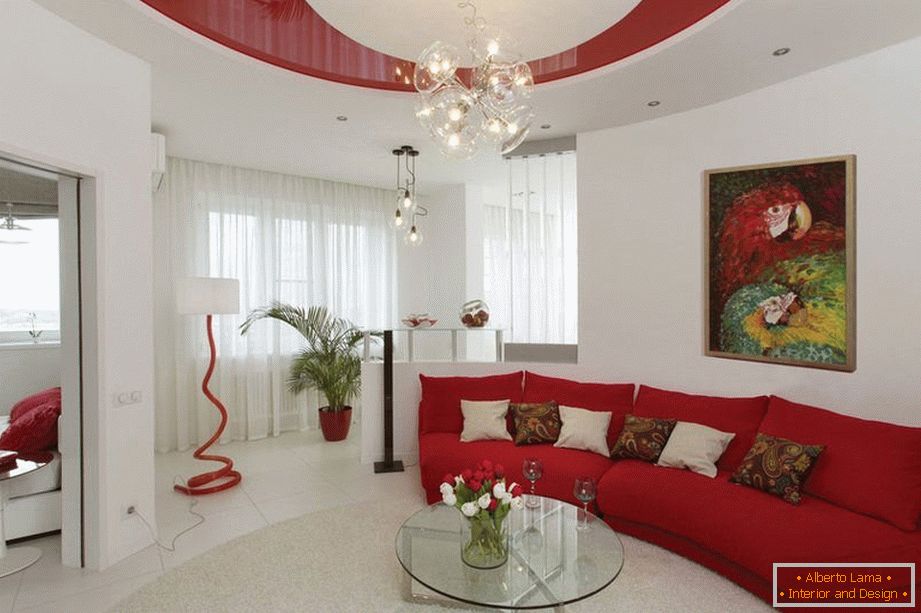 Camera de zi în culoarea albă și roșie