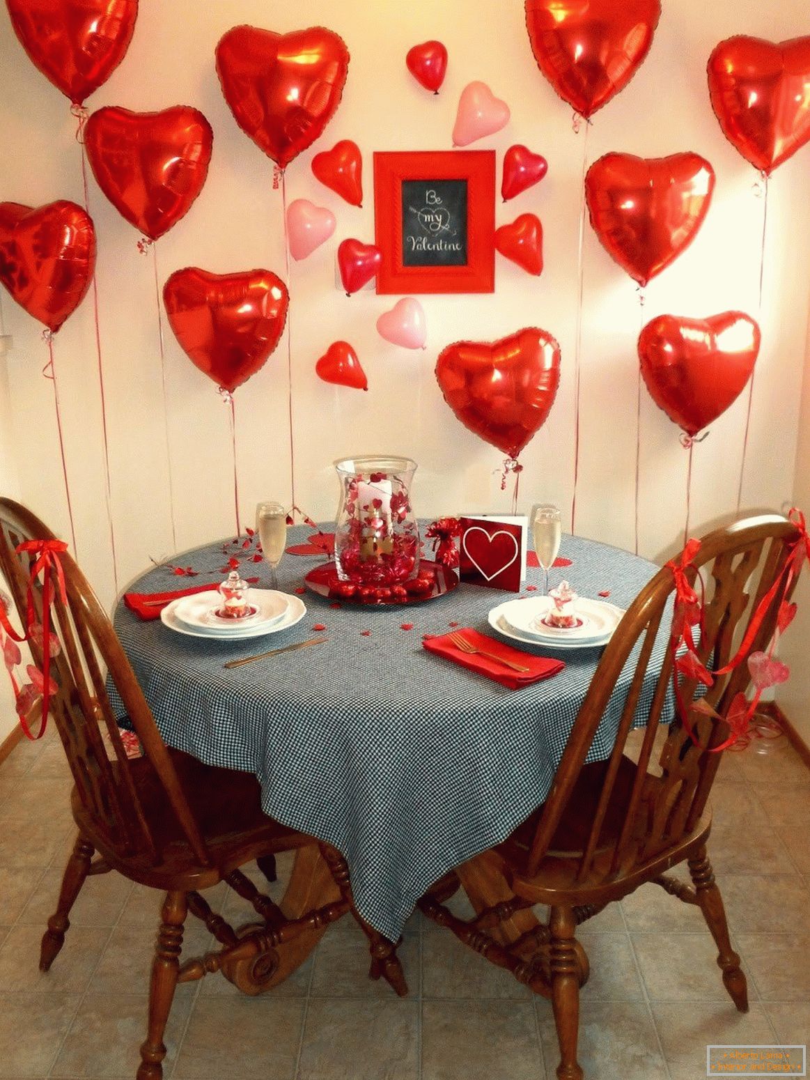 Decorarea camerei pentru o cină romantică
