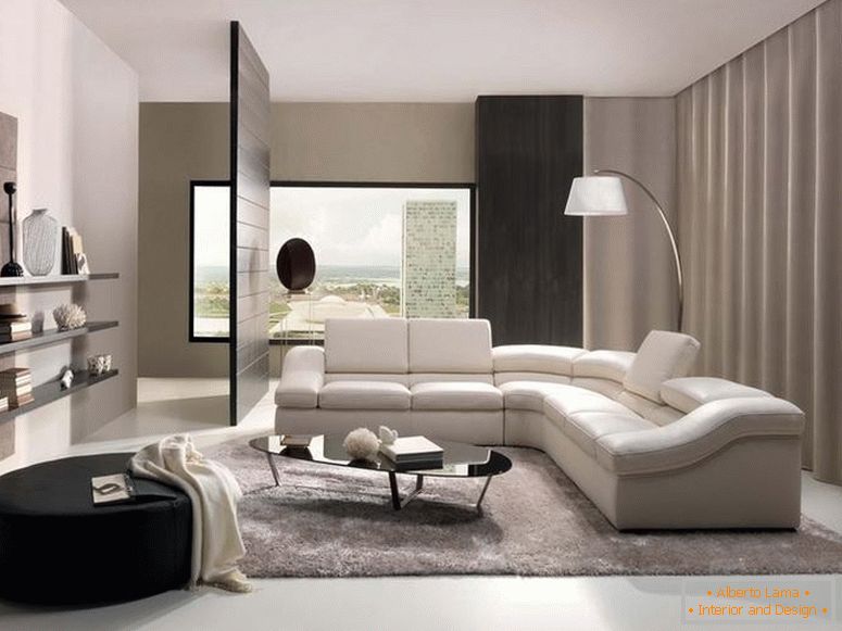 Canapea moale și confortabilă, în stil de înaltă tehnologie, se potrivește perfect în interiorul apartamentului studio. 