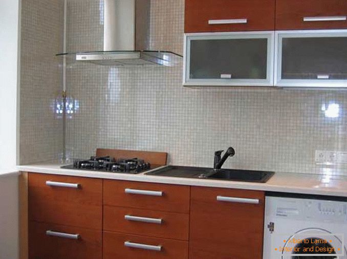 Design interior de un apartament cu o cameră Hrușciov - o bucătărie în stilul de minimalism