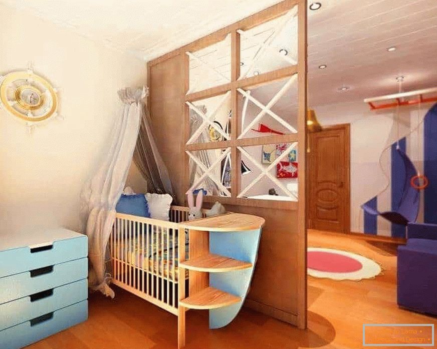Compartiment de lemn într-o încăpere din camera de zi și camera copiilor