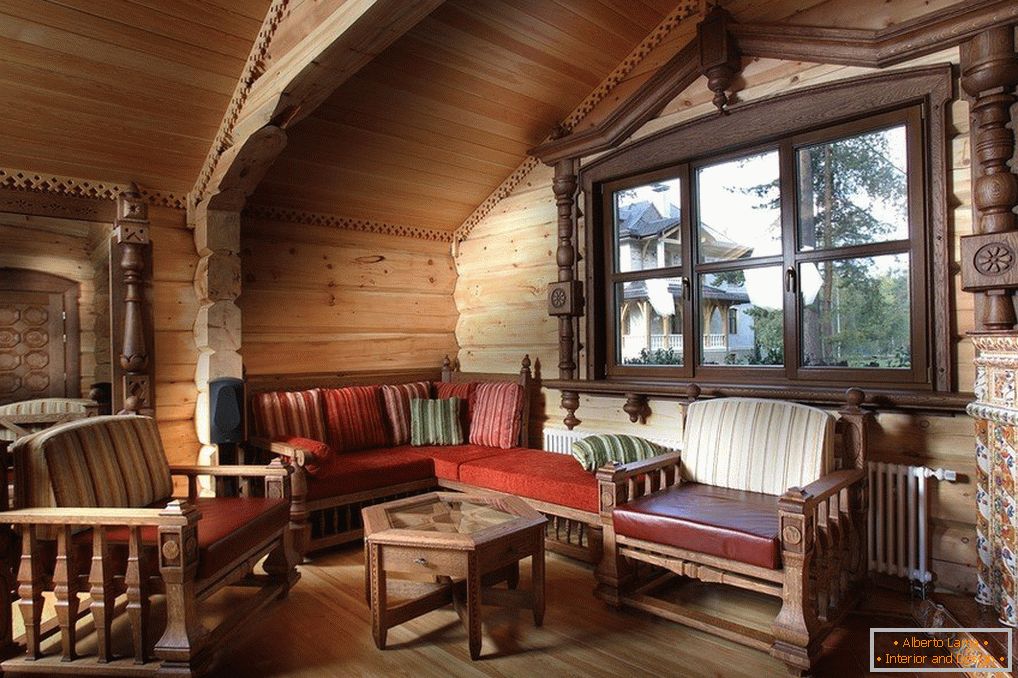 O cameră din lemn