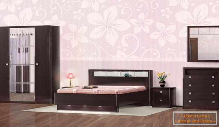 Dormitorul în stilul Wenge este remarcabil pentru simplitatea sa nobilă și pentru chicitatea discretă. 