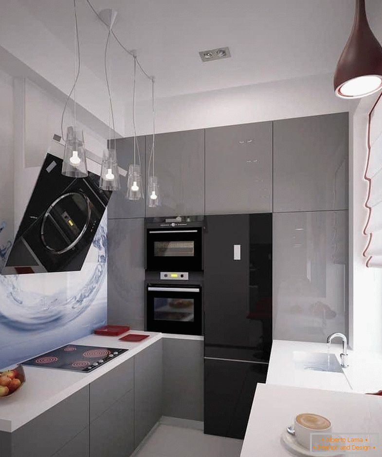 Un perete din bucătărie poate fi complet umplut cu dulapuri cu tehnologie de la podea până la tavan