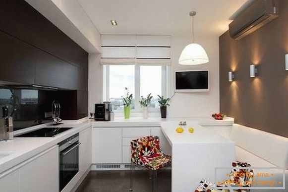 Design de bucătărie de 10 mp M într-un apartament mic într-o fotografie